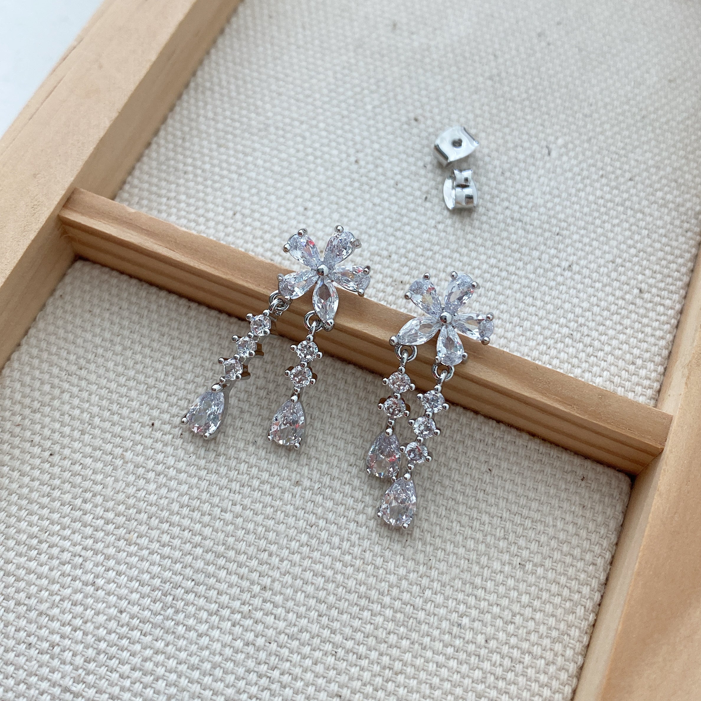 Dripping Bloom Drop Earrings