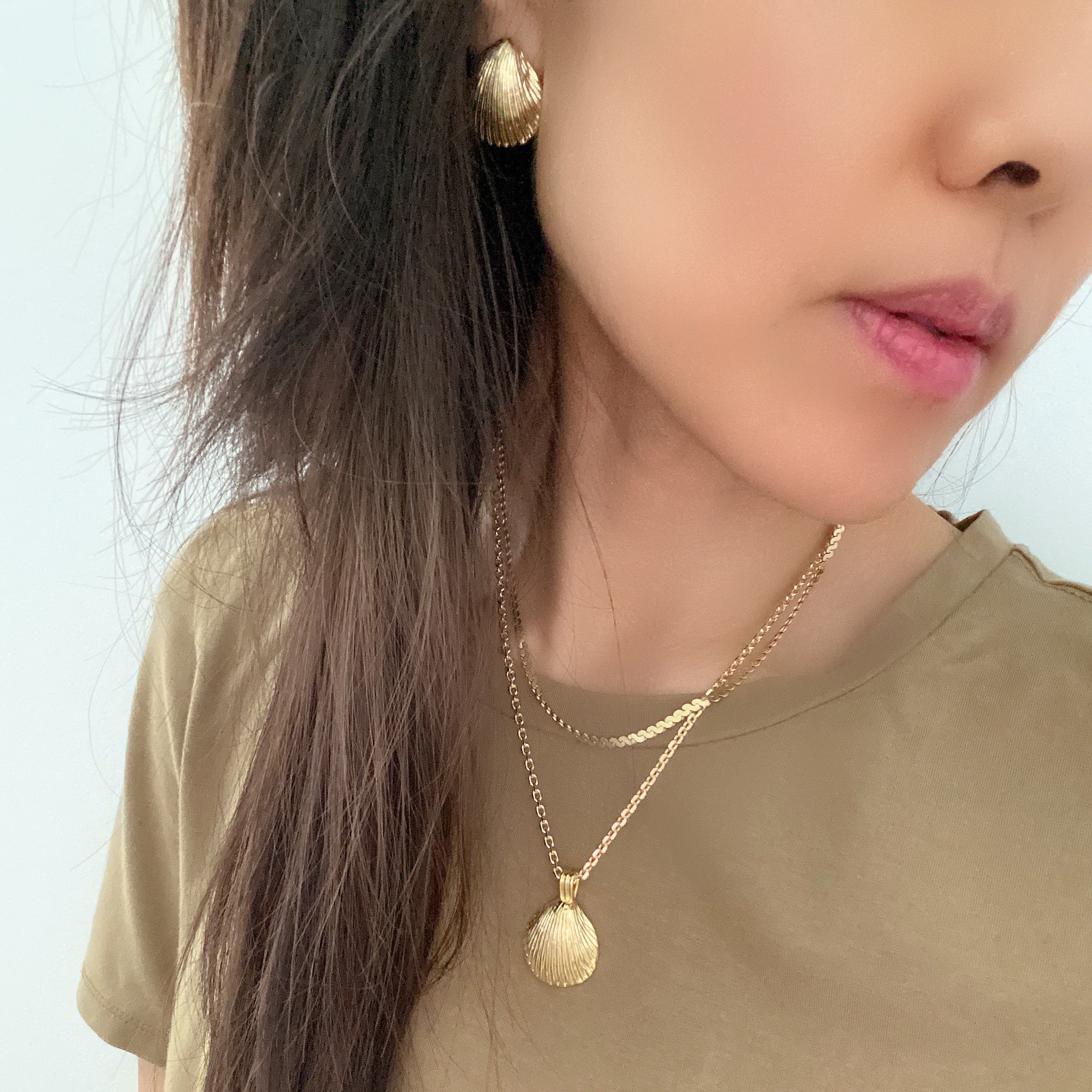 Seashell Pendant Necklace