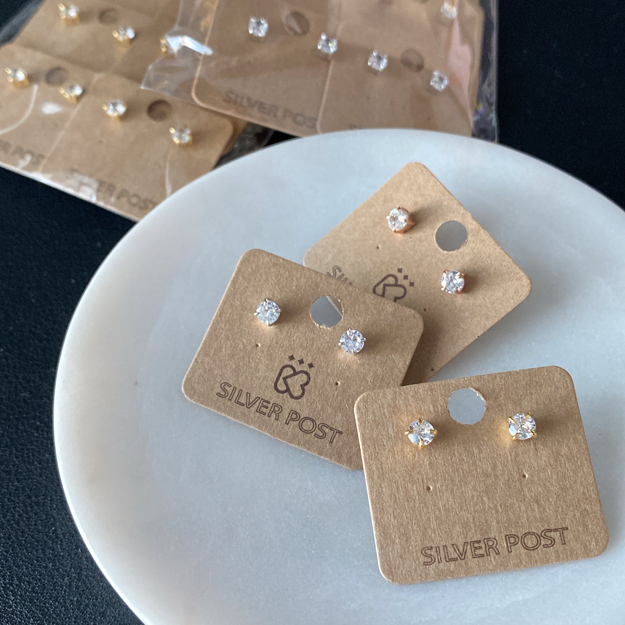 Round Cubic Solo Earrings