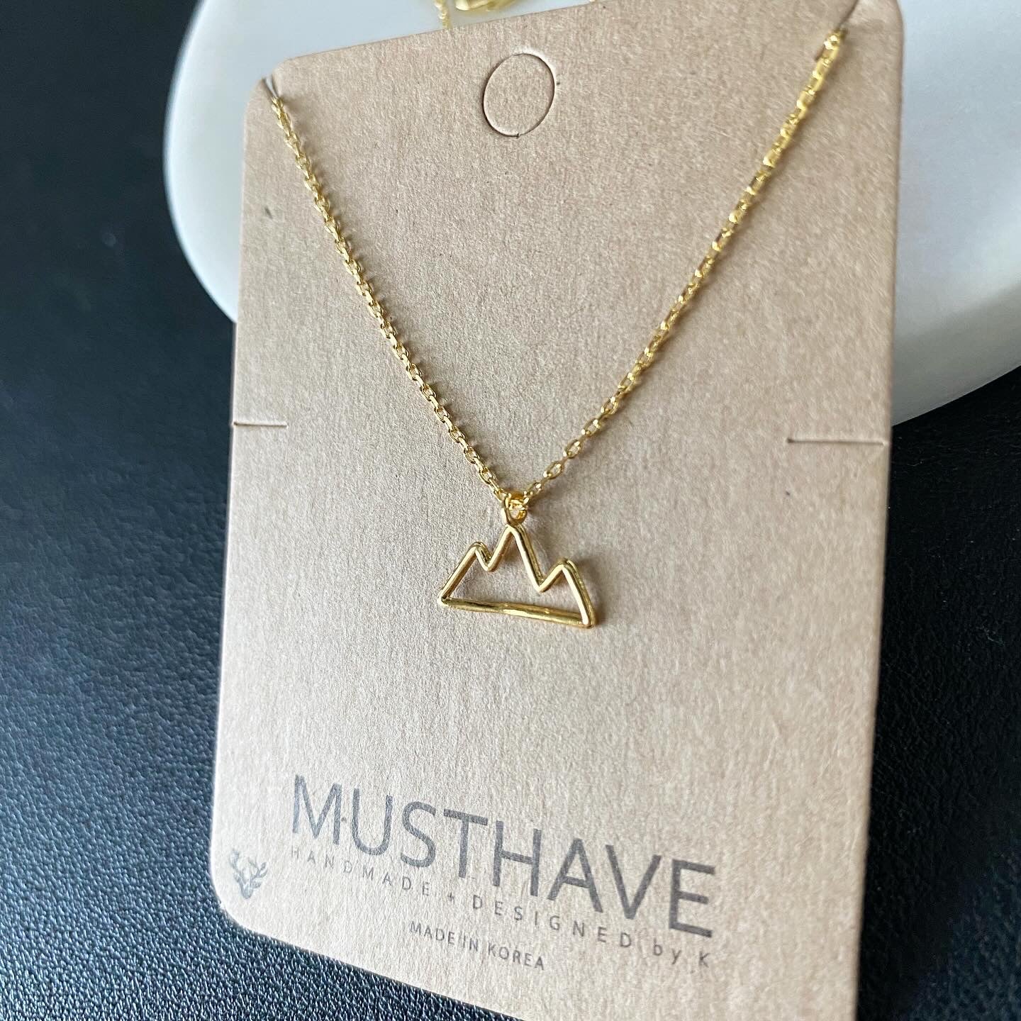 Mountain Wire Necklace