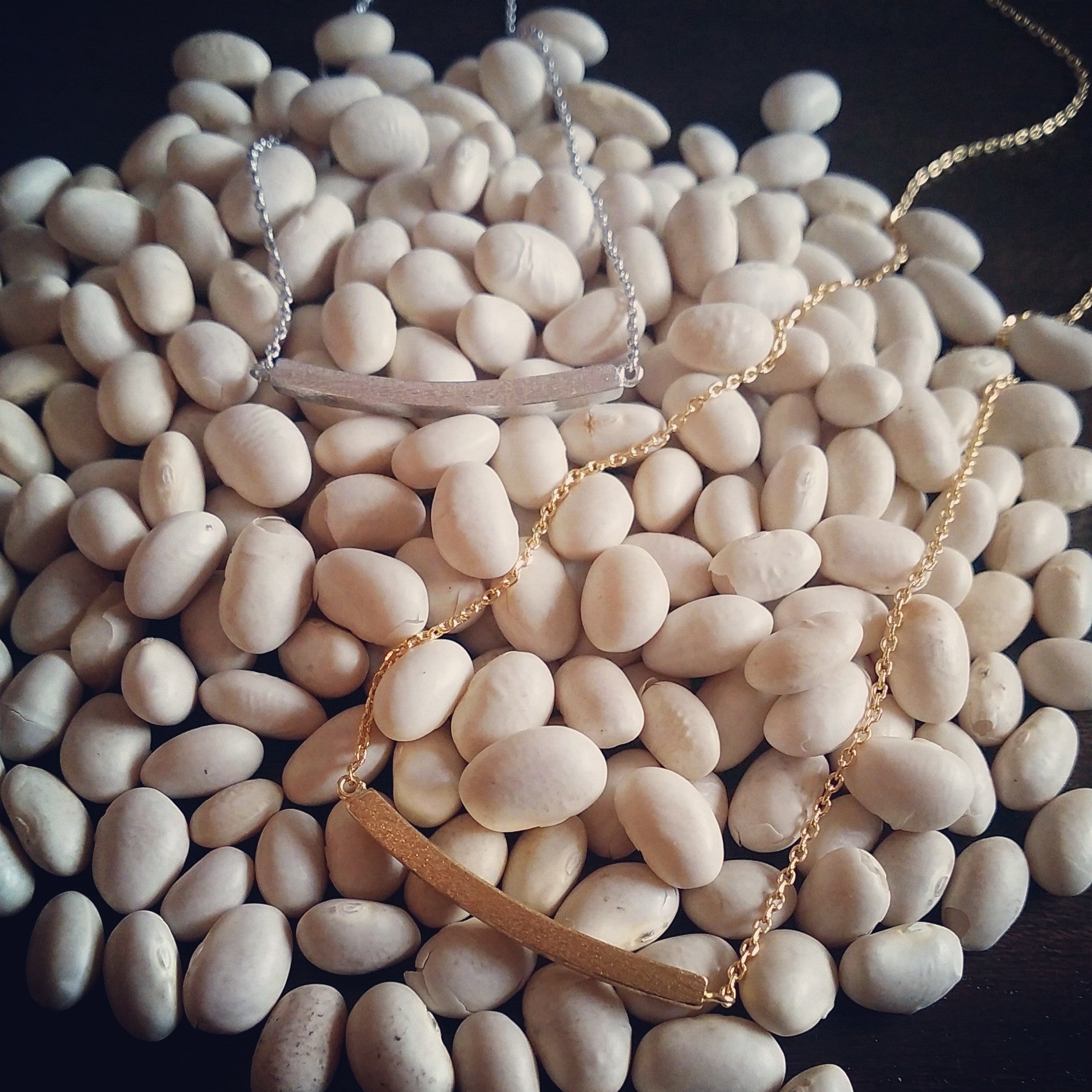 Curved Bar Necklace