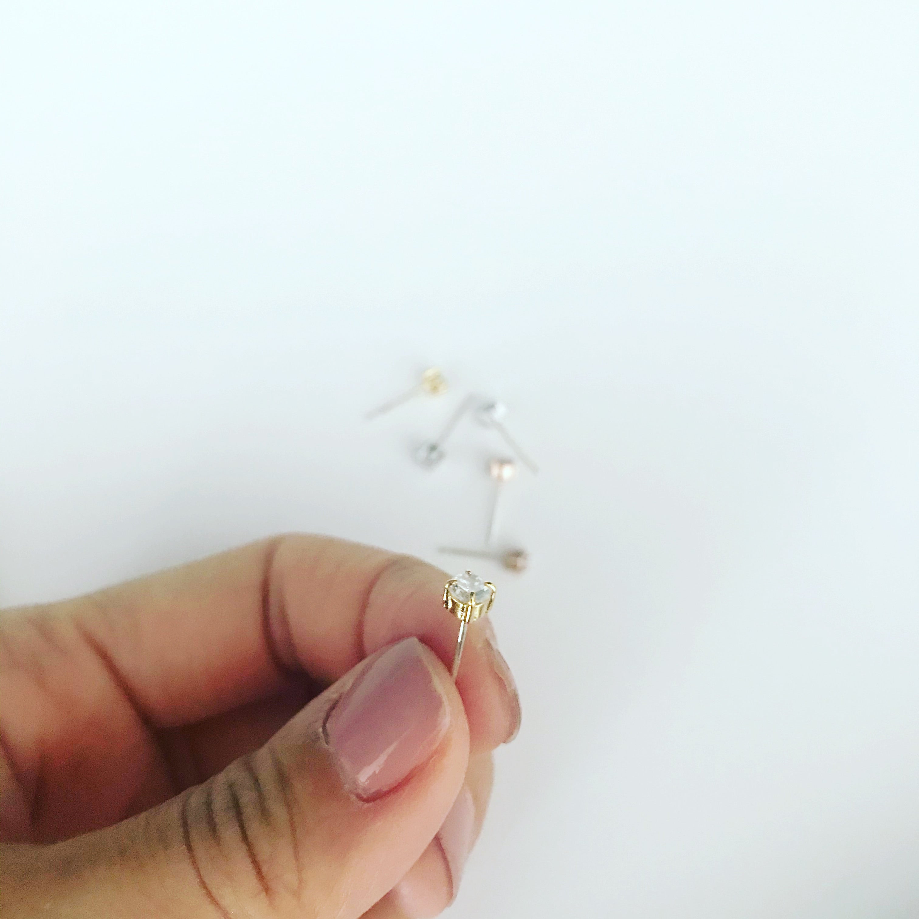 Round Cubic Solo Earrings