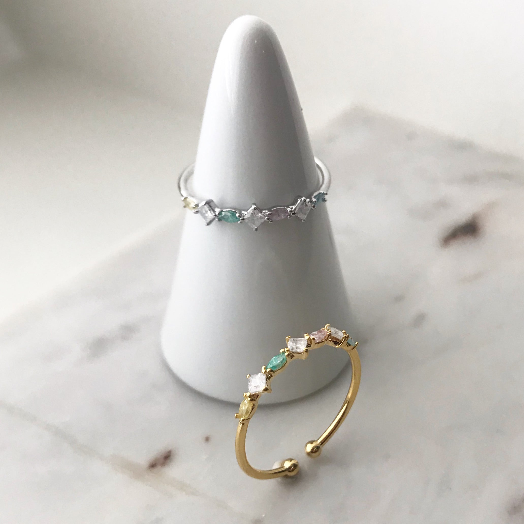 Zirconia (CZ): Diamond Oval Ring