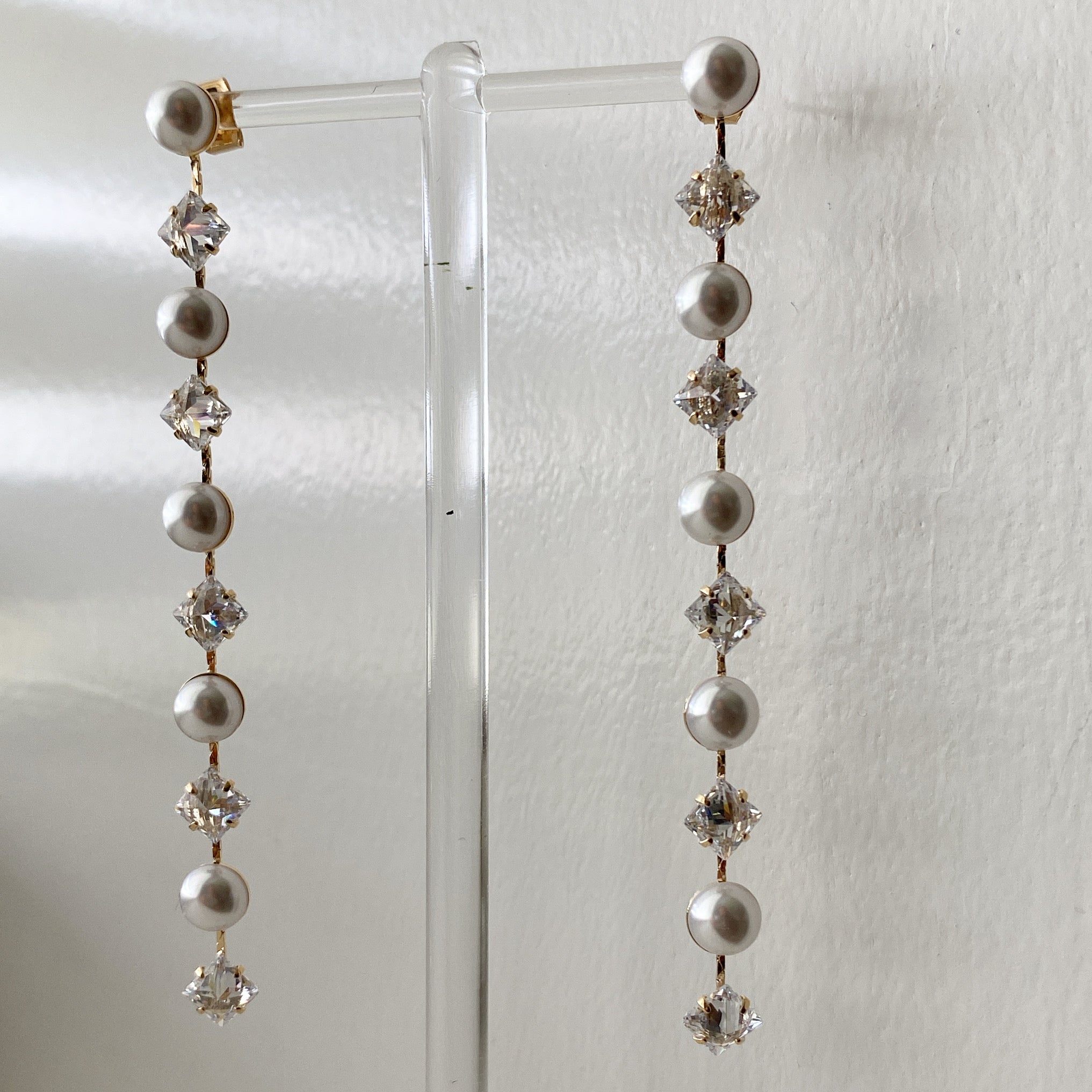 Pearl Linear Drop (Freshwater Pearl) Earrings