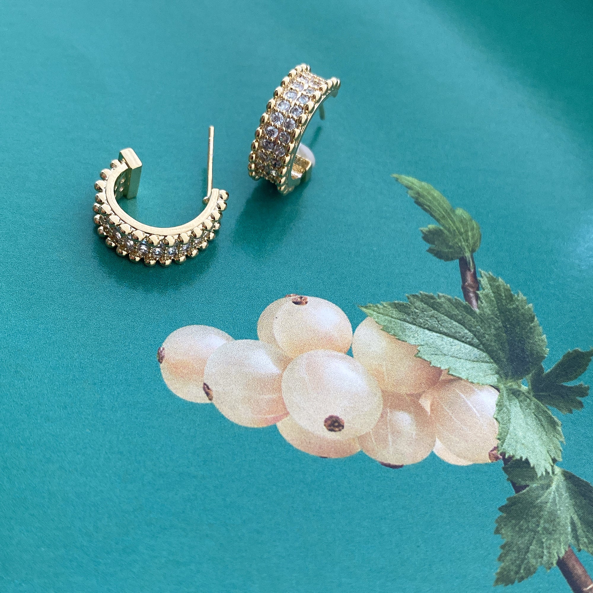 Perlée Hoop Earrings