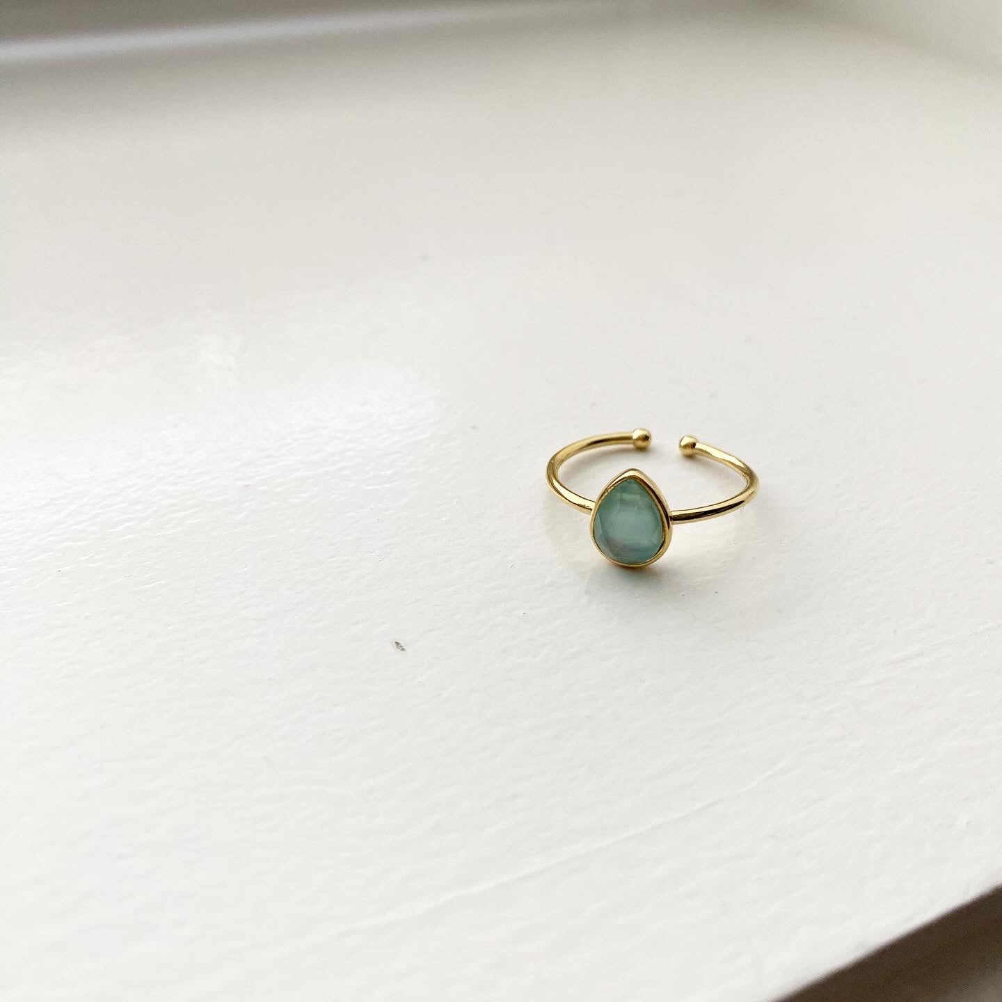 Teardrop (MOP) Minty Ring
