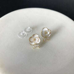 Blanco Flower (MOP) Earrings