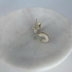 Perfect Pearl Hoop Earrings
