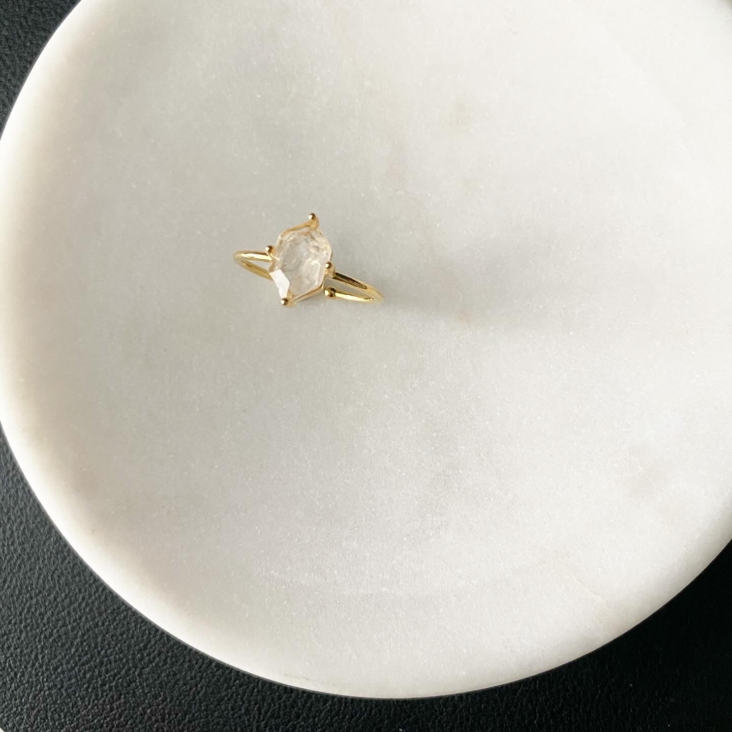 Hexagon (Cracked Cubic) Alabaster Ring