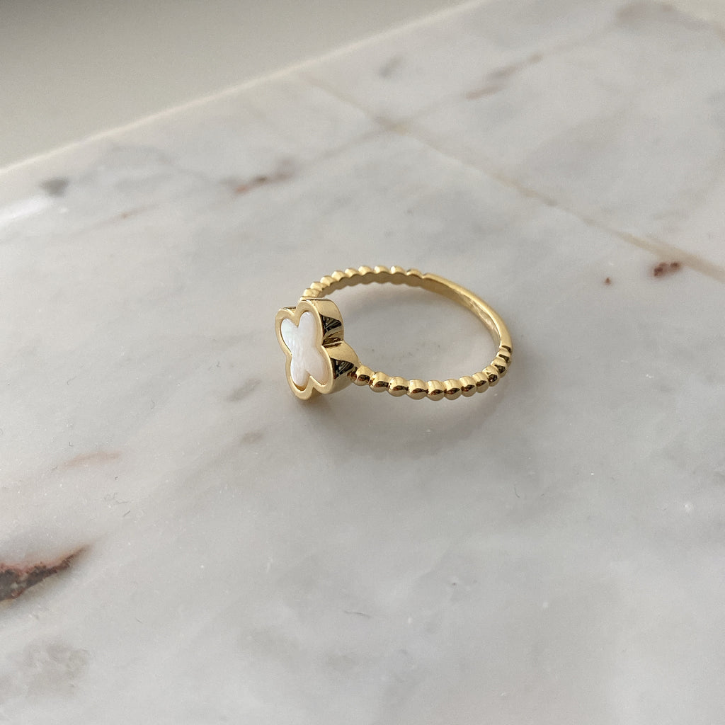 Clover Leaf Ring