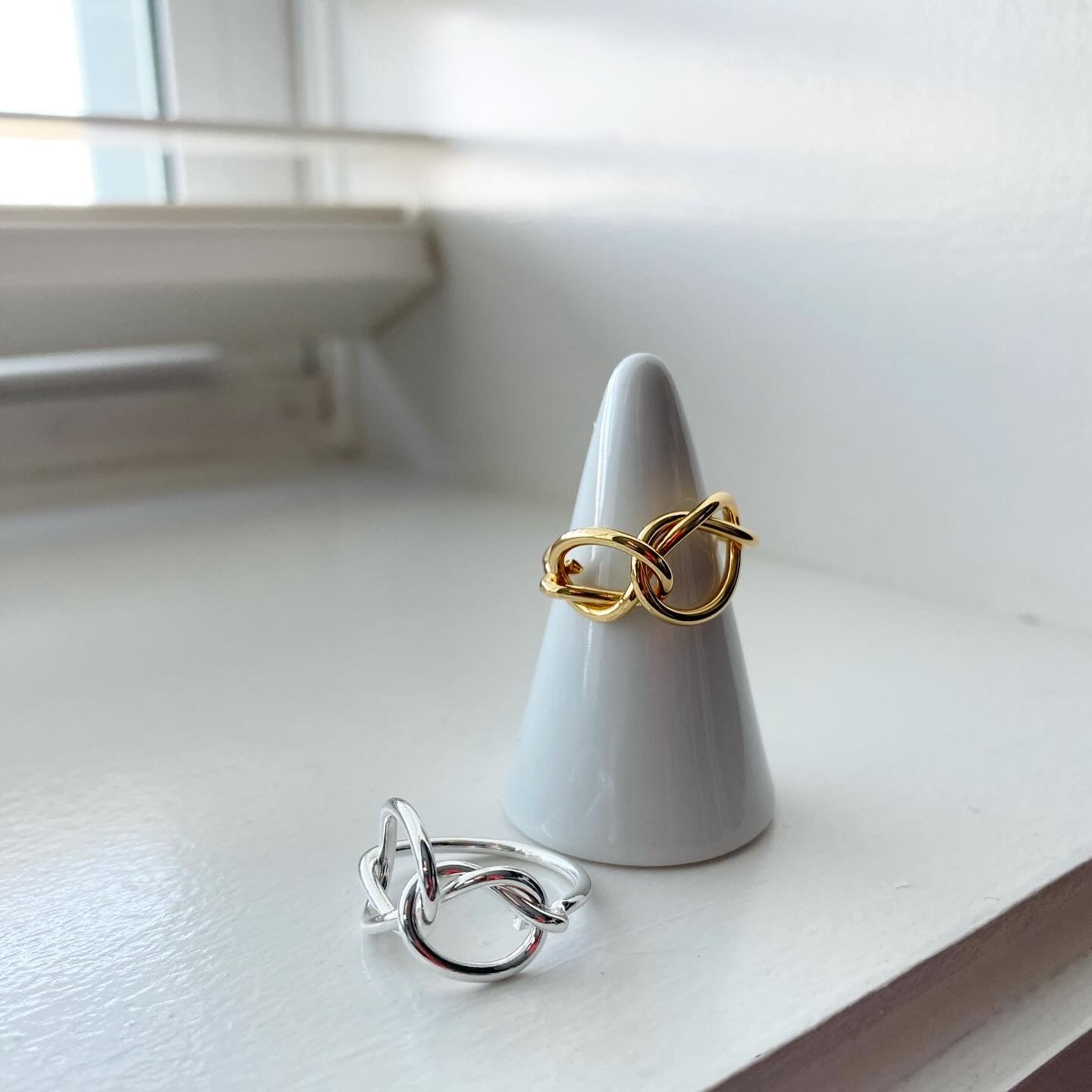 Double Knot Ring