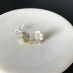 Blanco Flower (MOP) Earrings