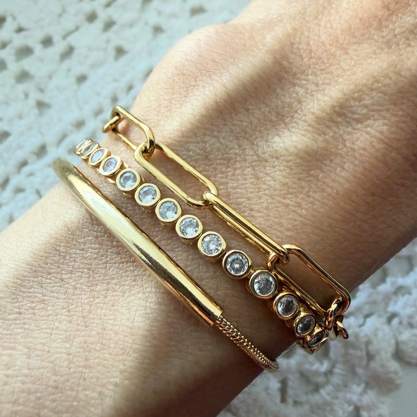 Curved Tube Bar Bracelet