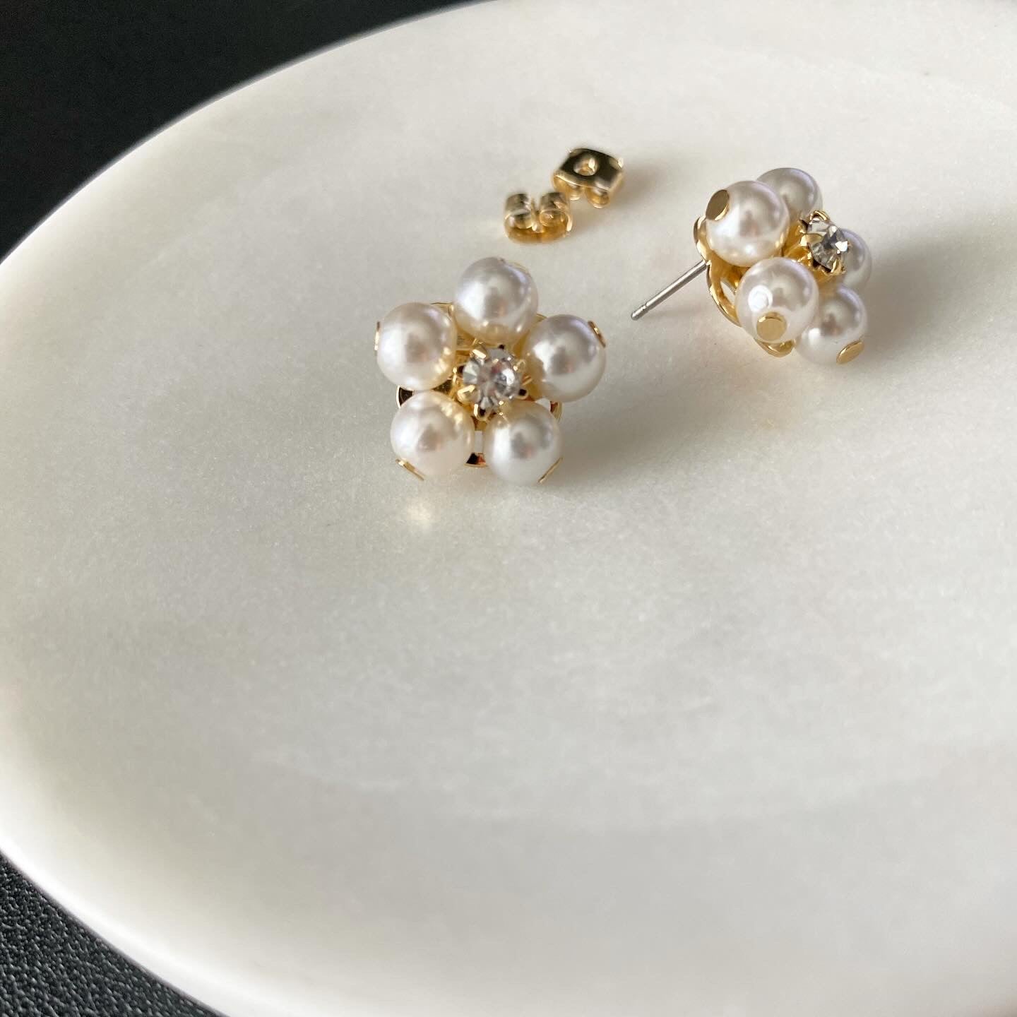 Flower Pearl Button Earrings