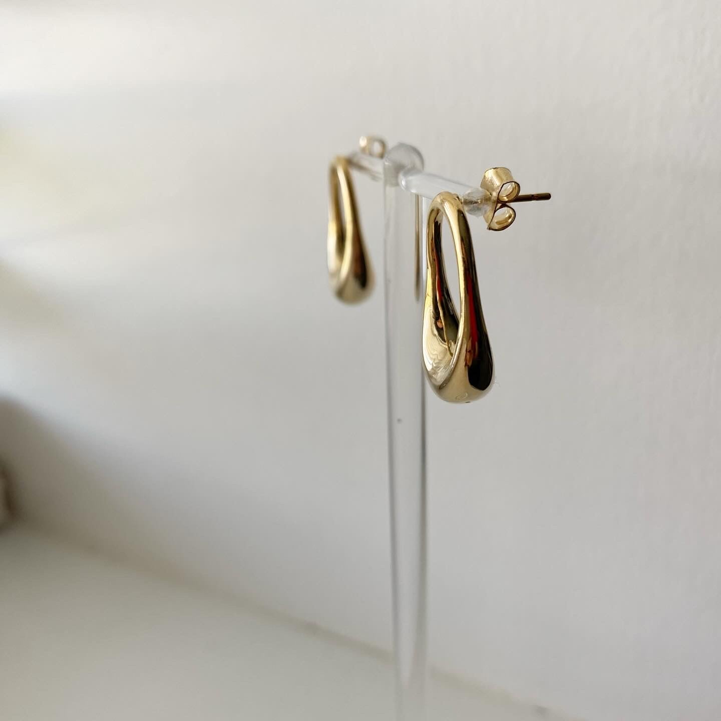 Open Oval Droplet Earrings