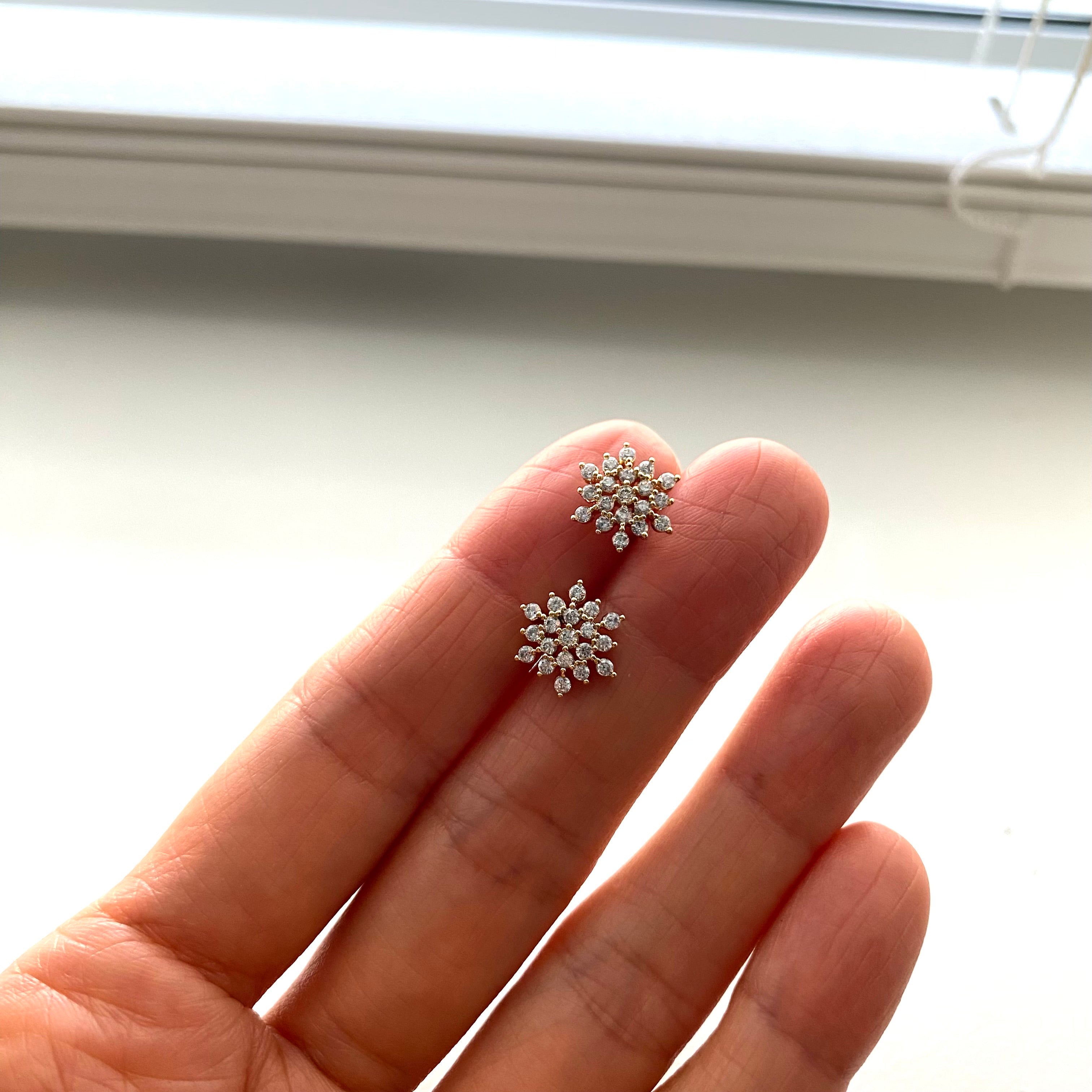 Snowflake Sparkle Earrings