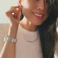 Curved Tube Bar Necklace