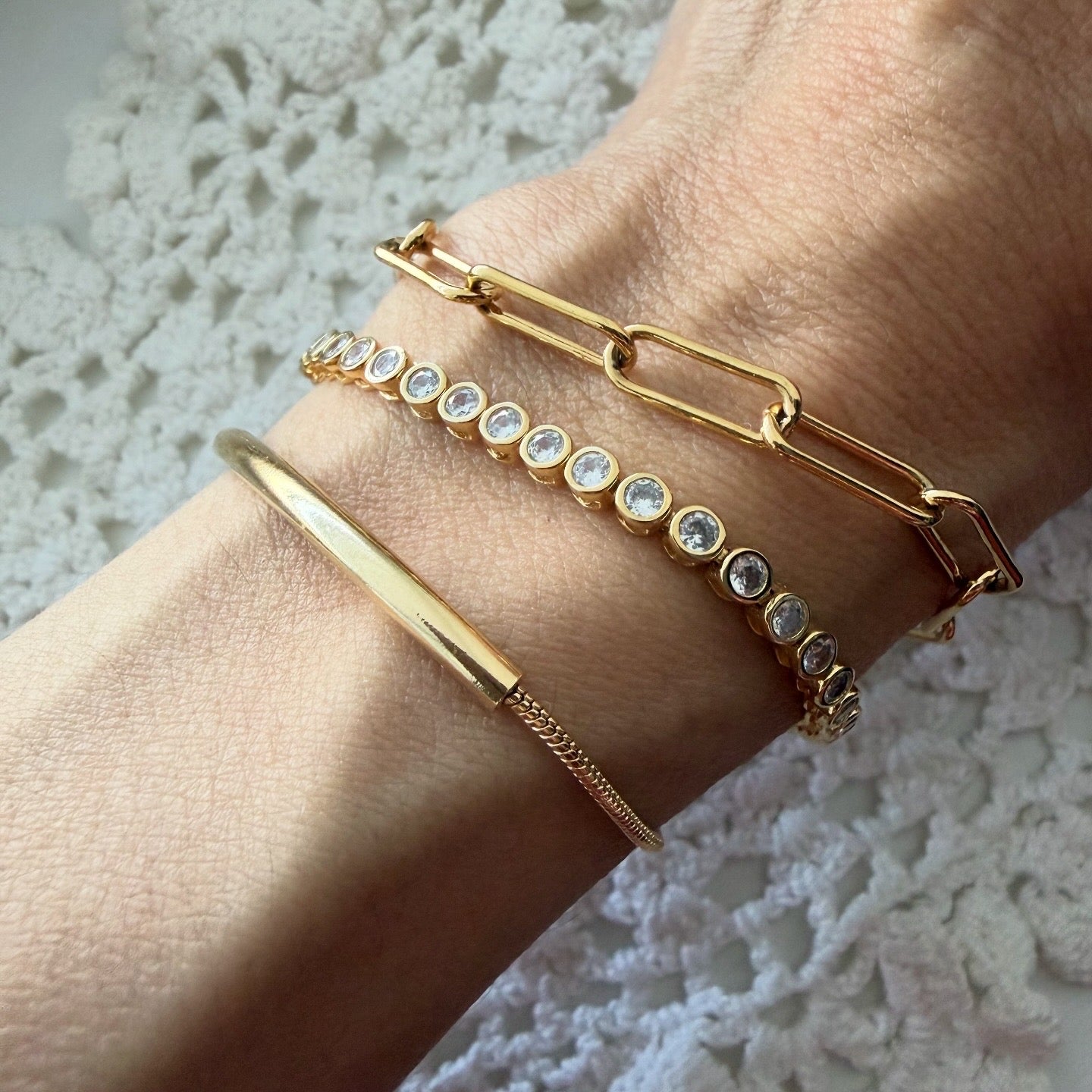 Curved Tube Bar Bracelet