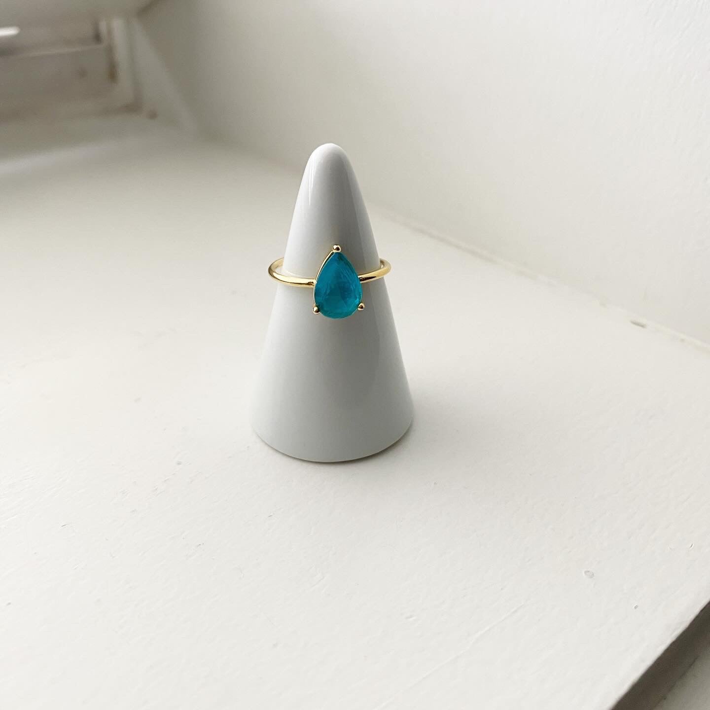 Teardrop (Cracked Cubic) Breezy Blue Ring
