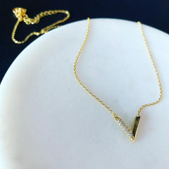 Essential V Necklace