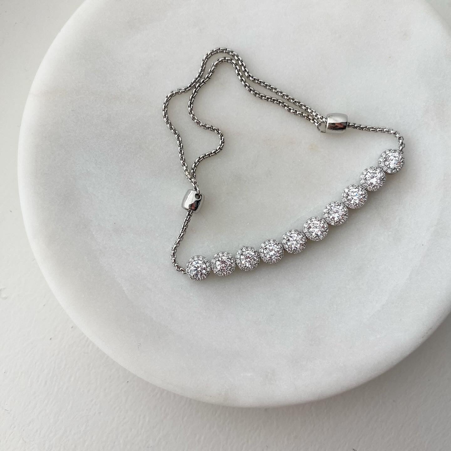 Round Solitaire Tennis Bracelet