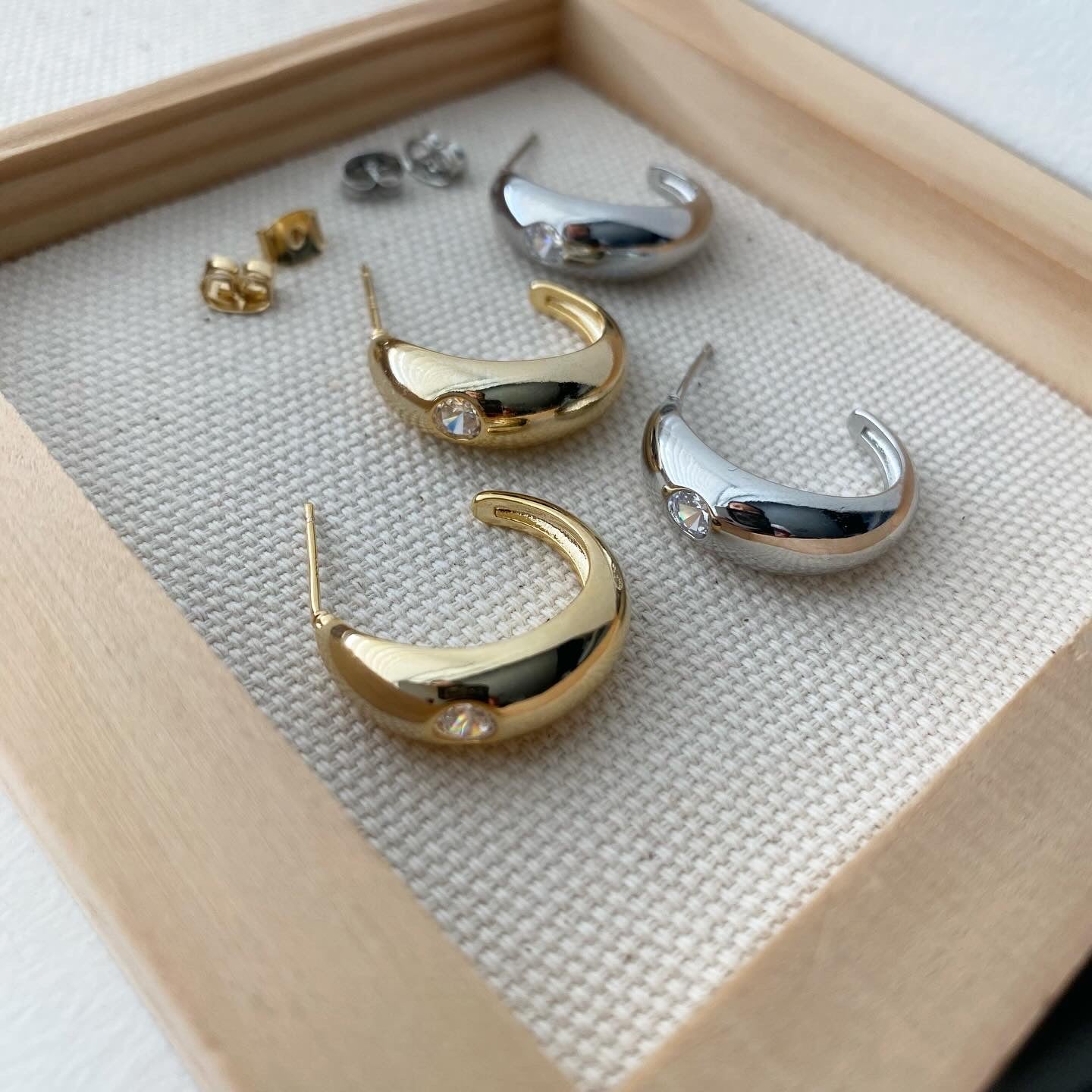 Lone Cubic Hoop Earrings