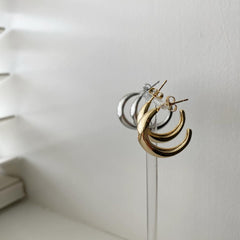 Lone Cubic Hoop Earrings