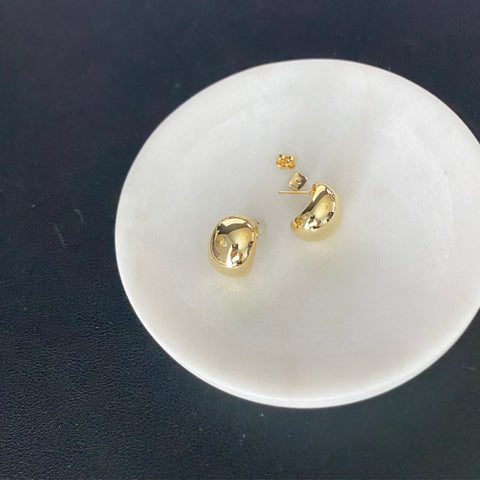 Voluptuous Dome Earrings
