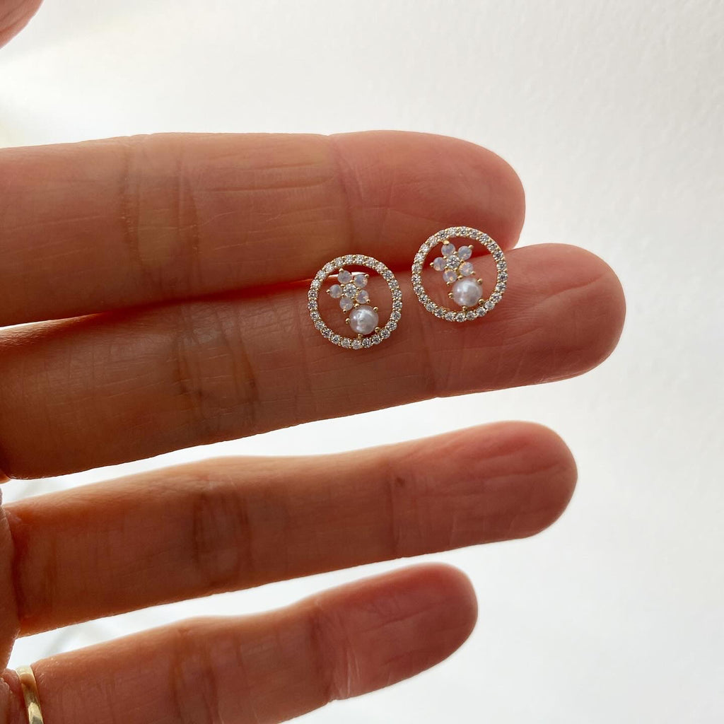 Pearl Twinkle Earrings