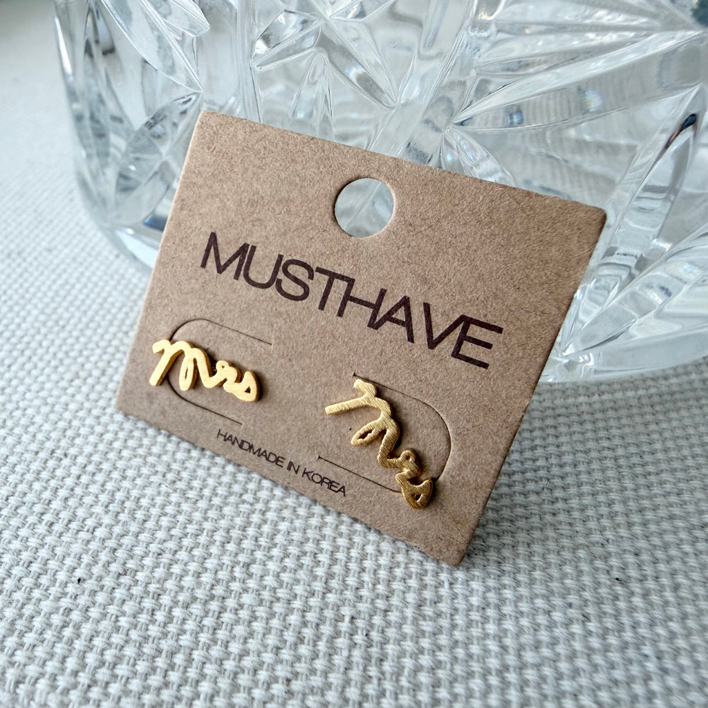 Mrs Earrings
