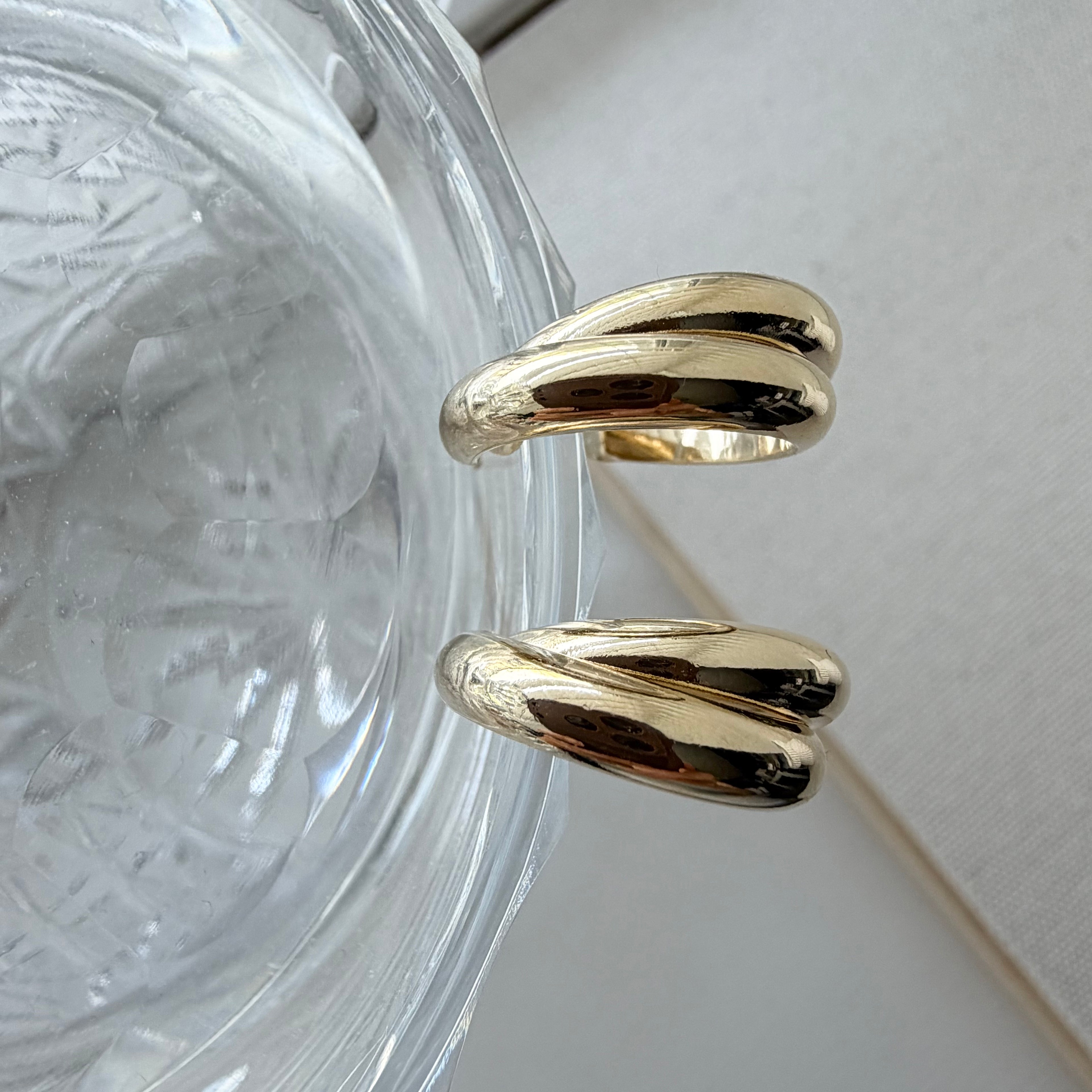 Rounded Crossover Hoop Earrings