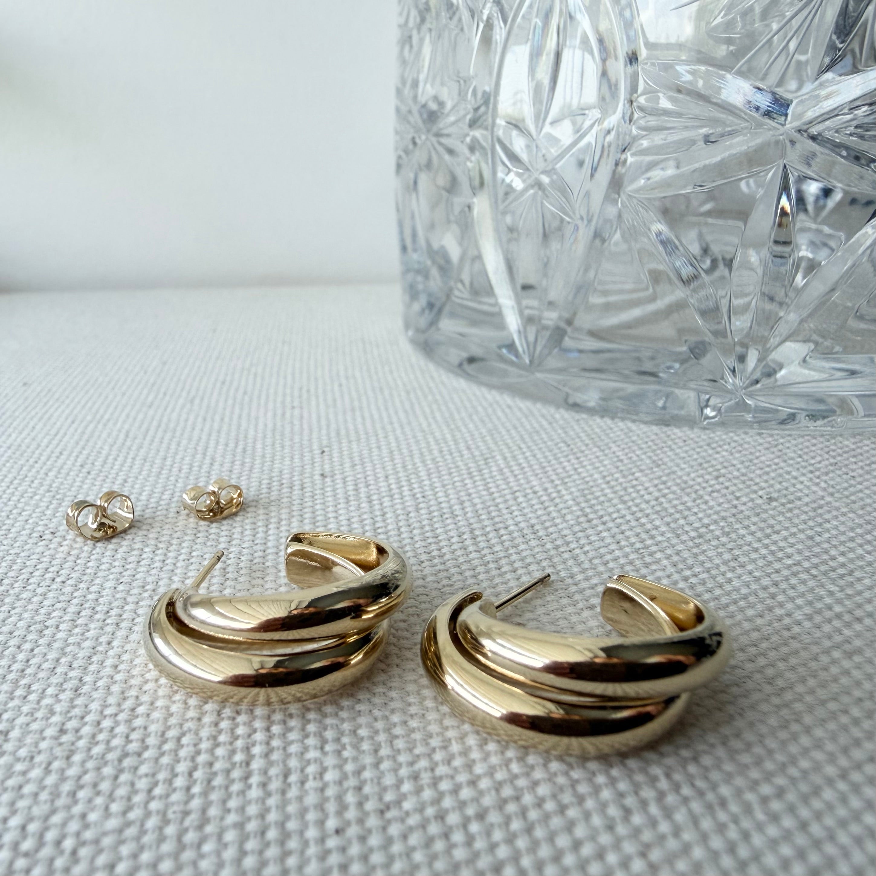 Rounded Crossover Hoop Earrings