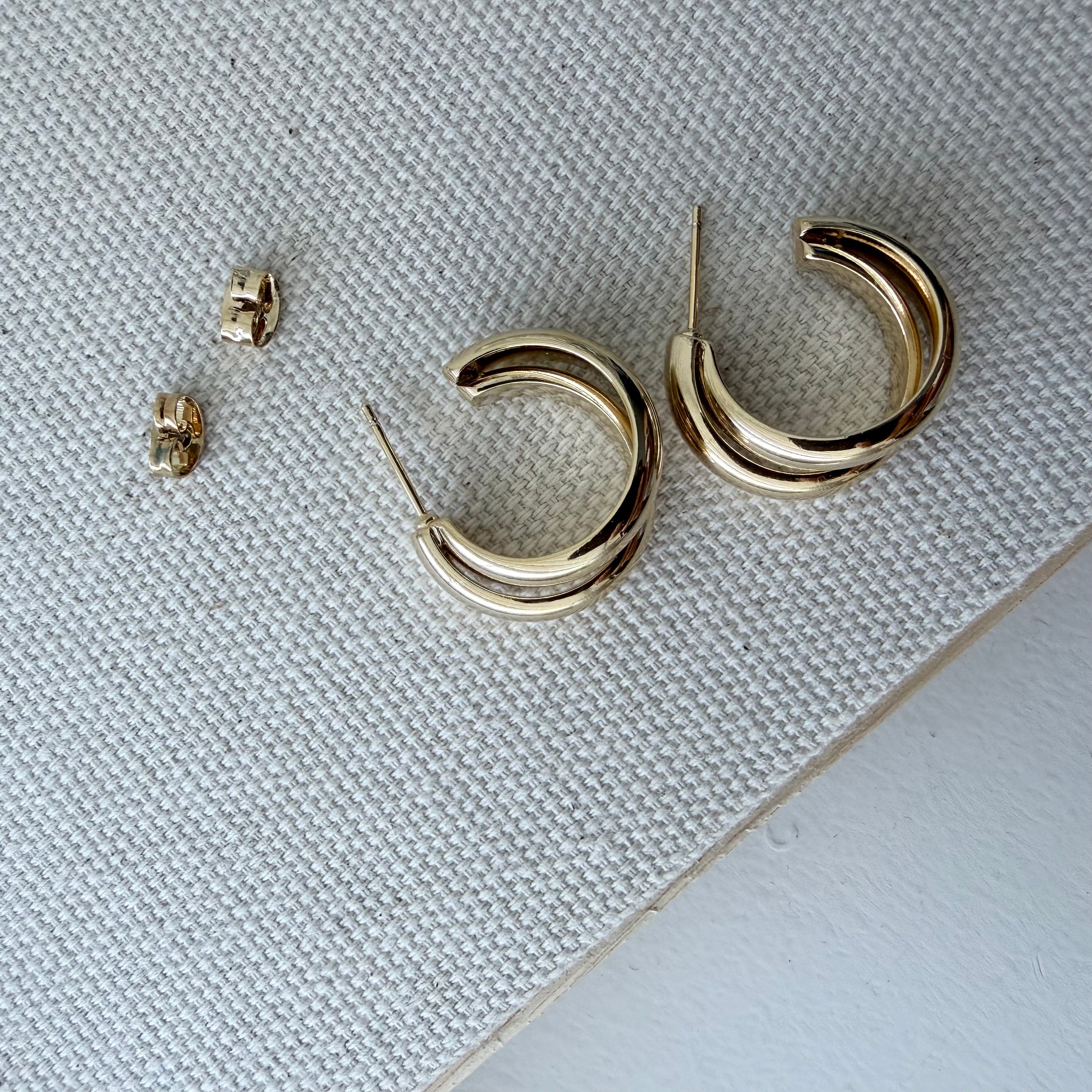 Rounded Crossover Hoop Earrings
