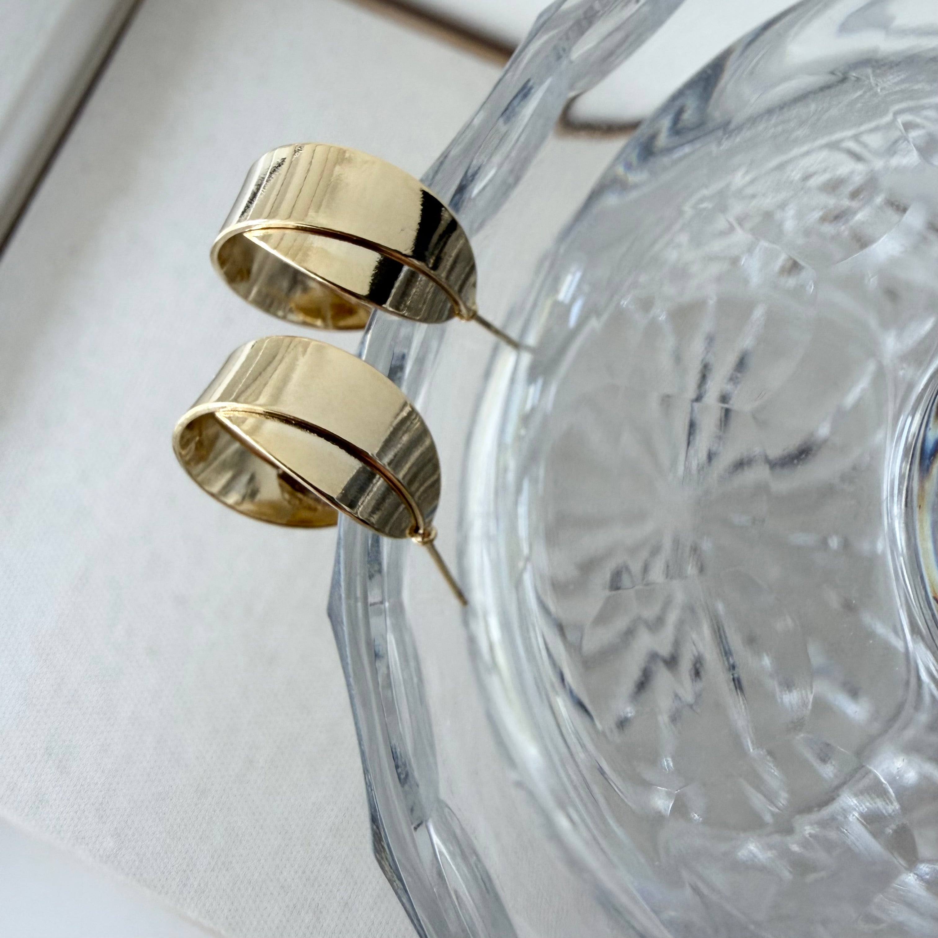 Flat Crossover Hoop Earrings