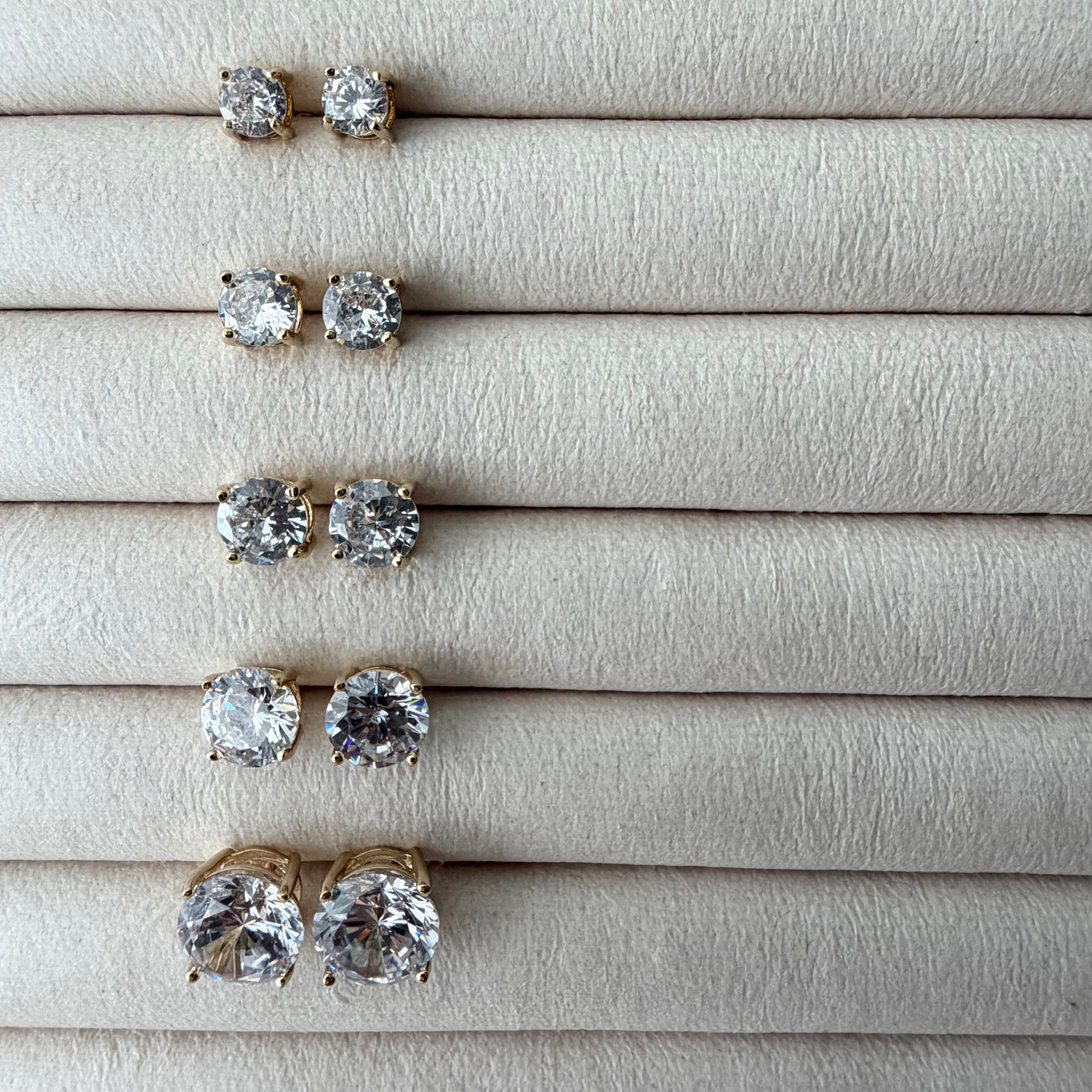 Round Cubic Zirconia Stud Earrings