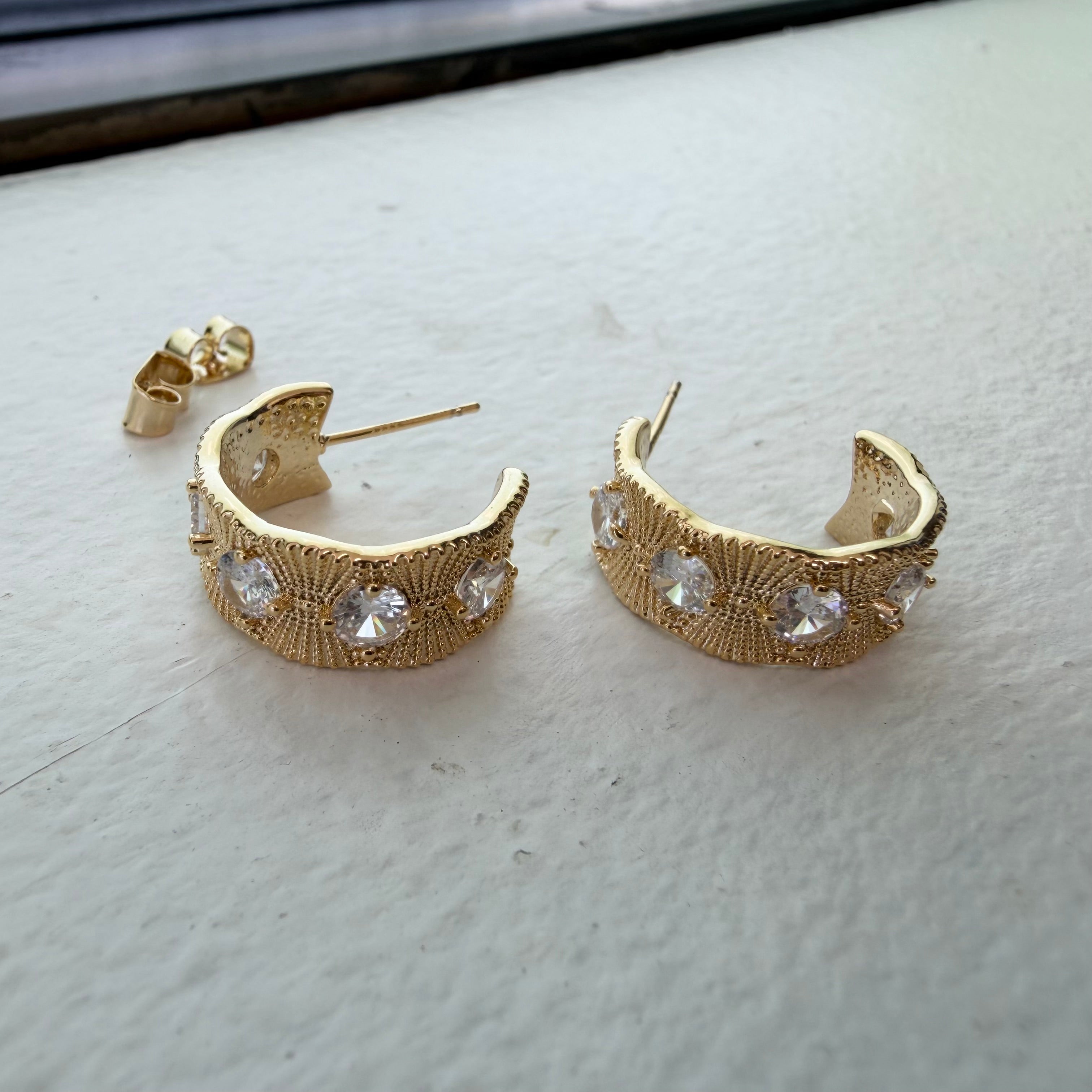 Quintet Ridge Hoop Earrings
