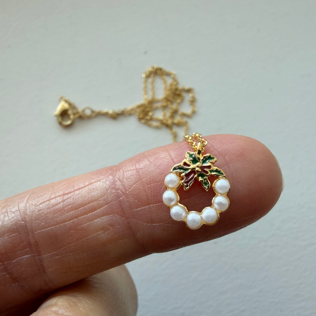 Holiday Wreath Necklace