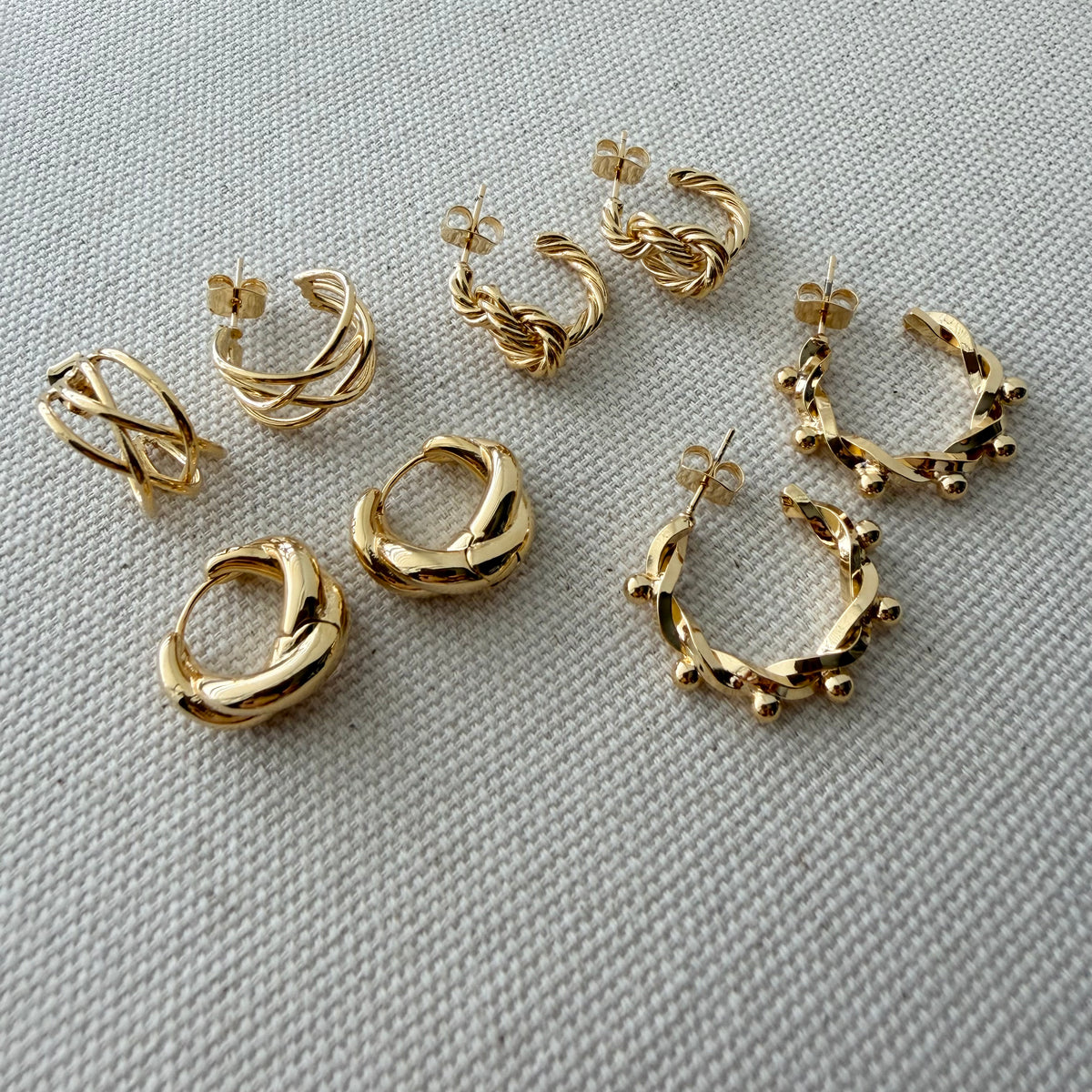 Open Line Hoop Earrings