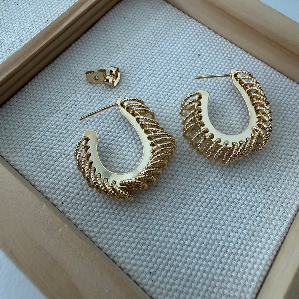 Aurora Links Hoop Earrings