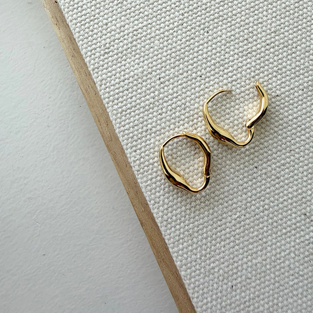 Wavy Huggie Hoop Earrings