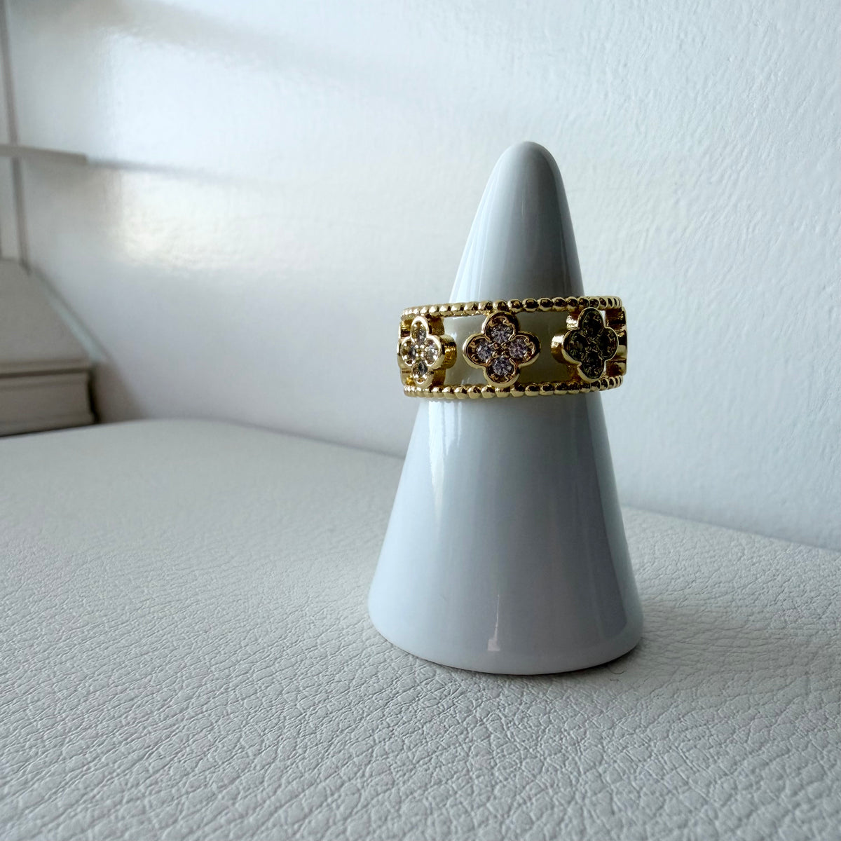 Beaded Edge Clover Ring