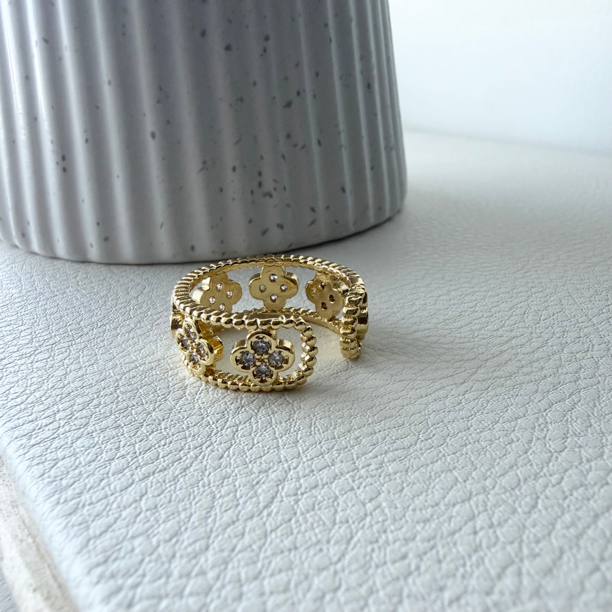 Beaded Edge Clover Ring
