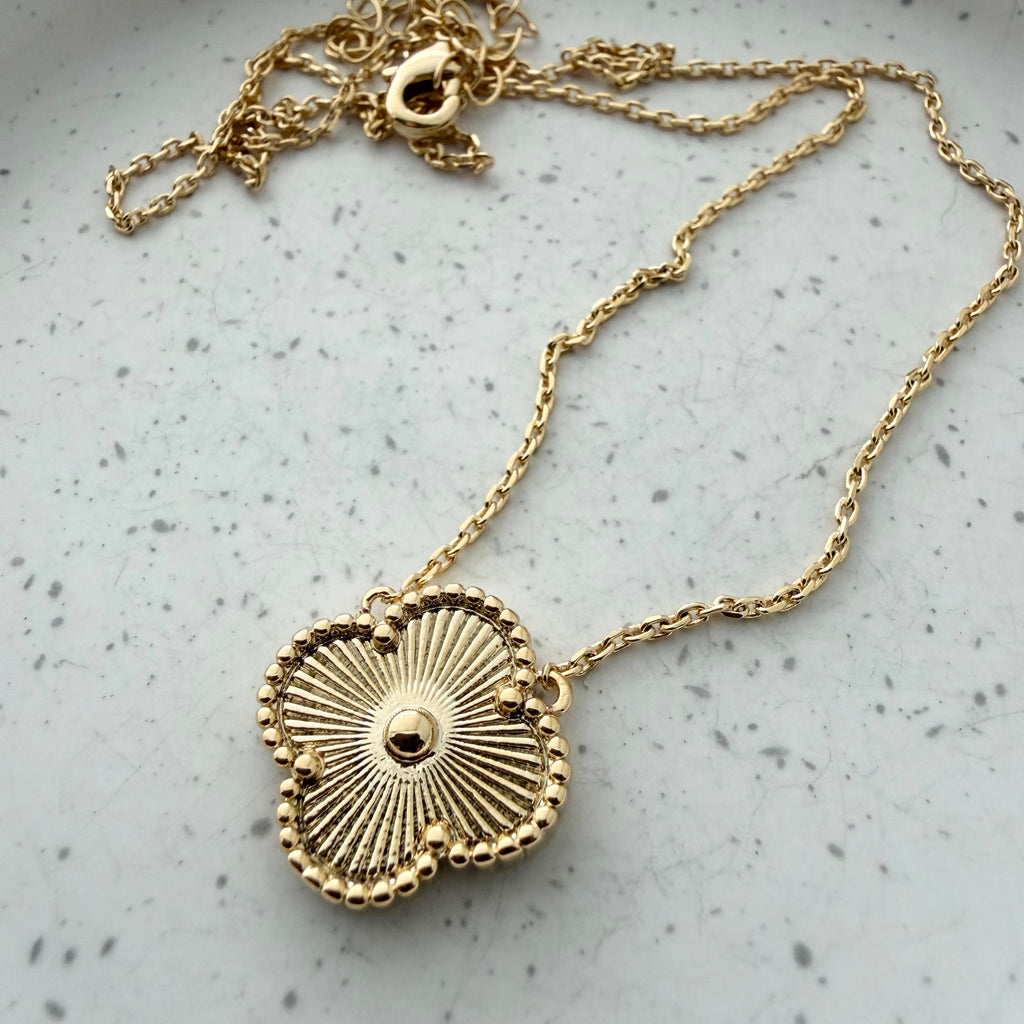 Fluted Clover Necklace