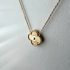 Fluted Clover Necklace