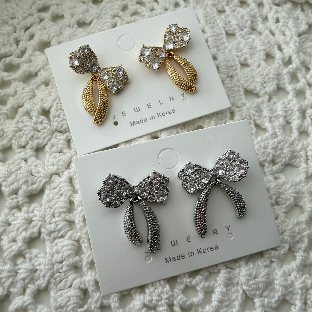 Enchanting Bow Earrings
