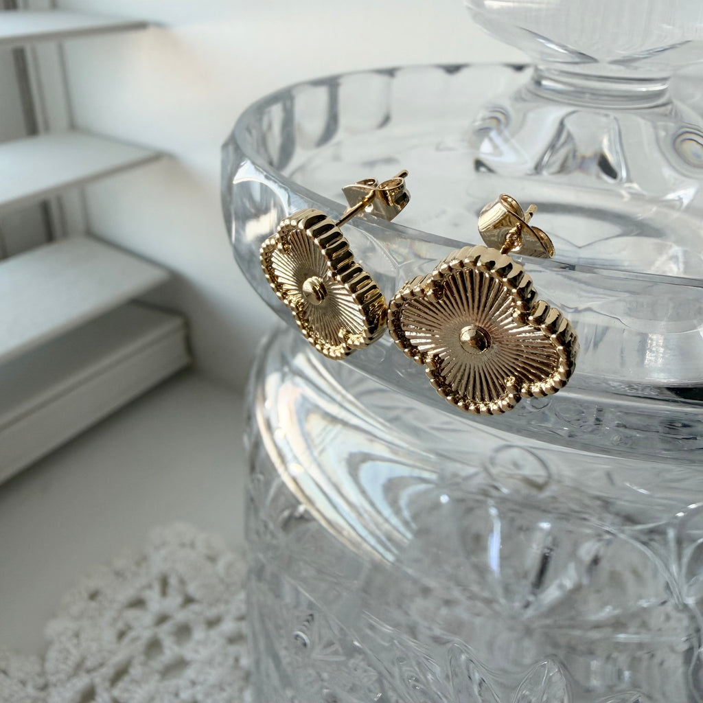 Fluted Clover Earrings