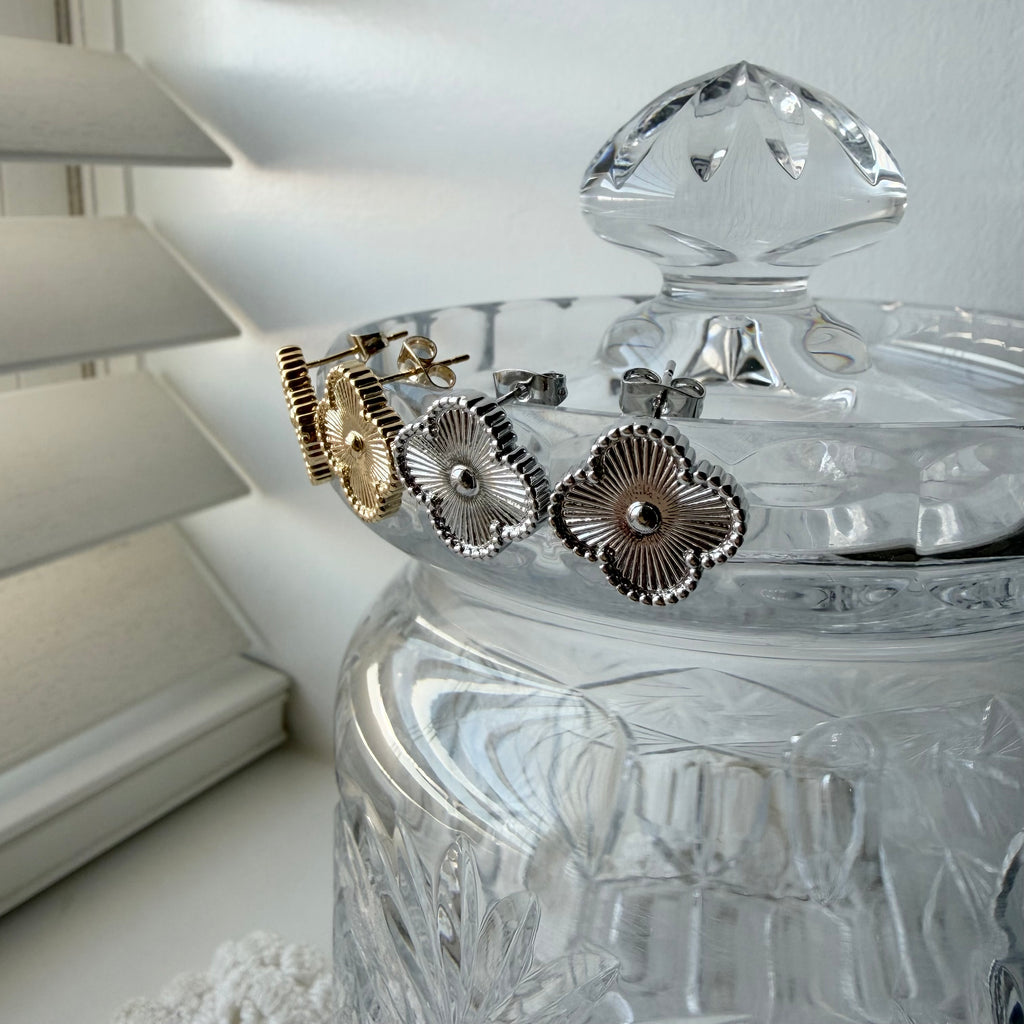 Fluted Clover Earrings