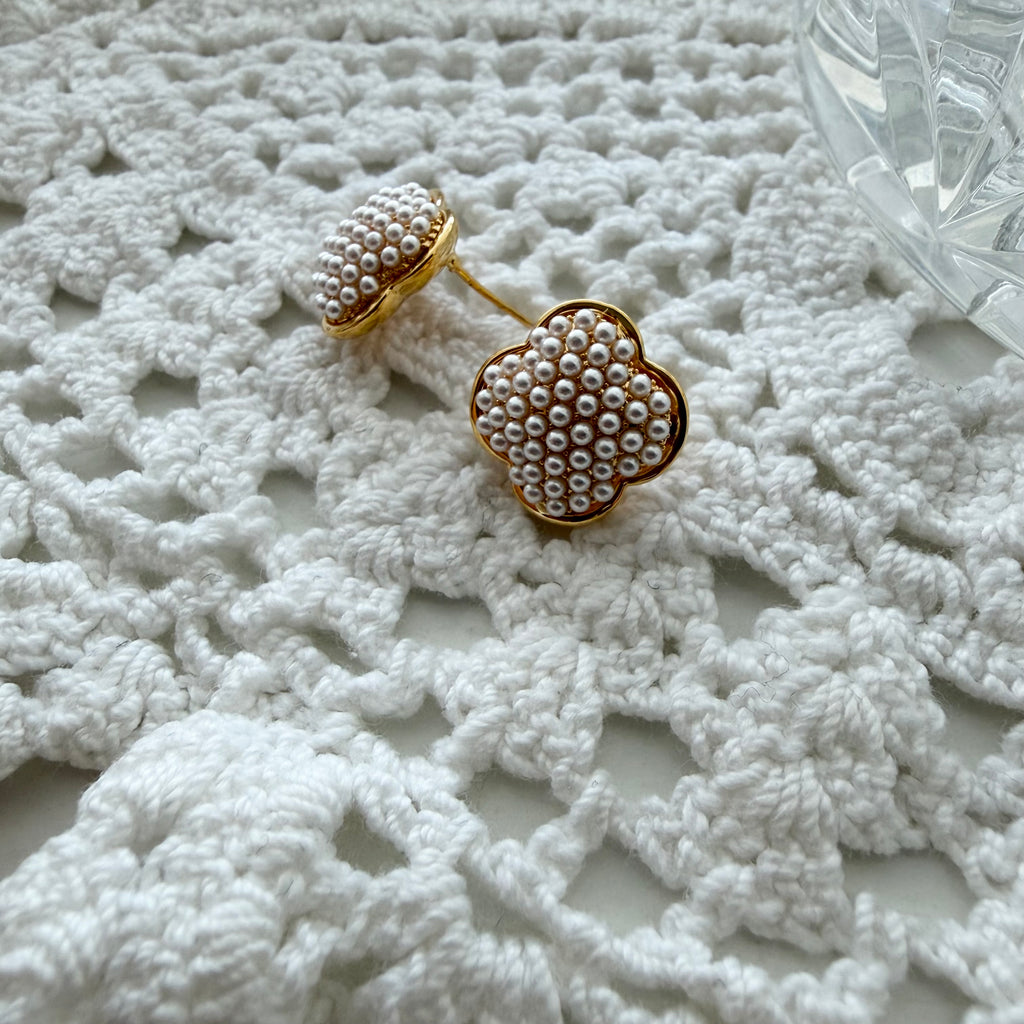 Clover Pearl Puff Earrings