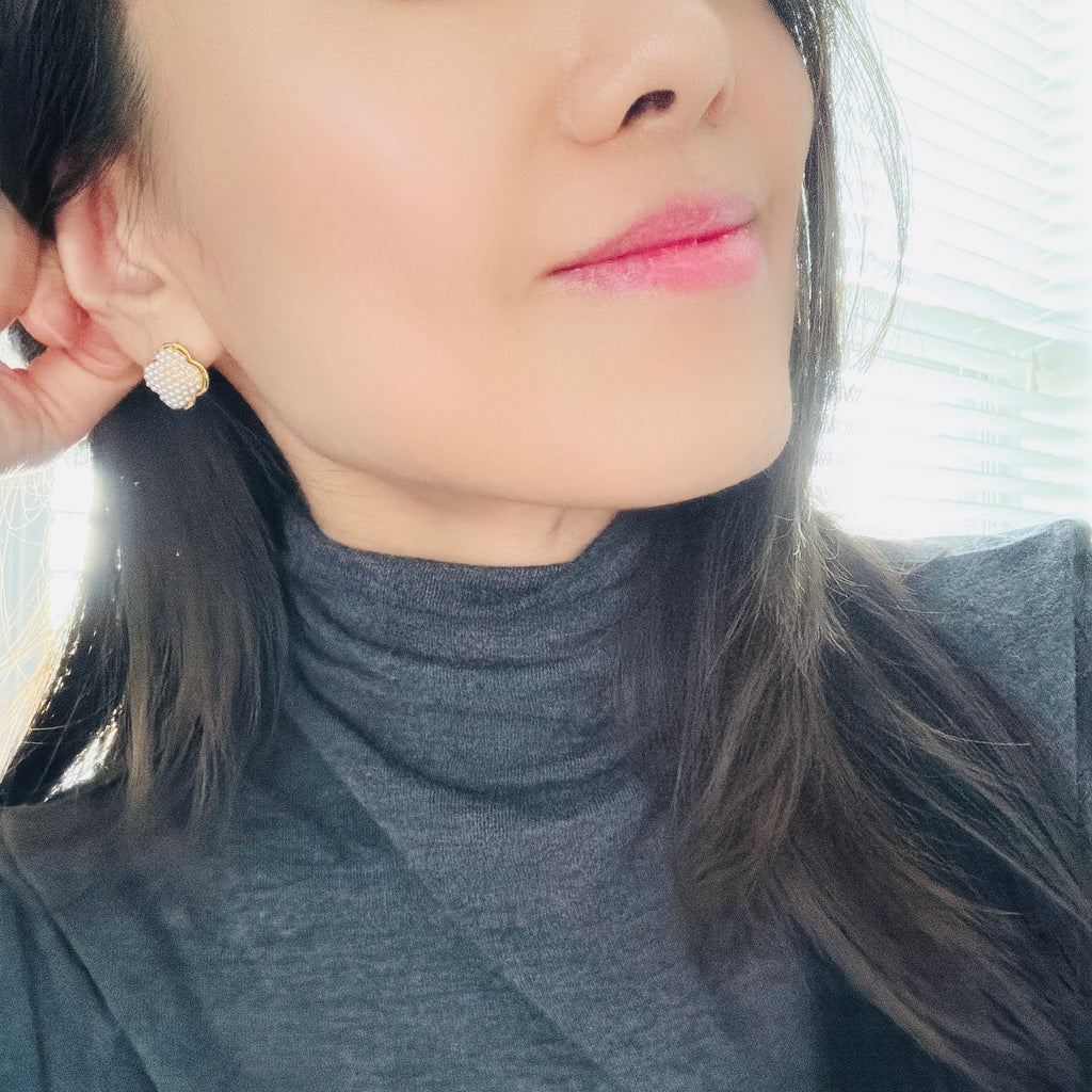 Clover Pearl Puff Earrings