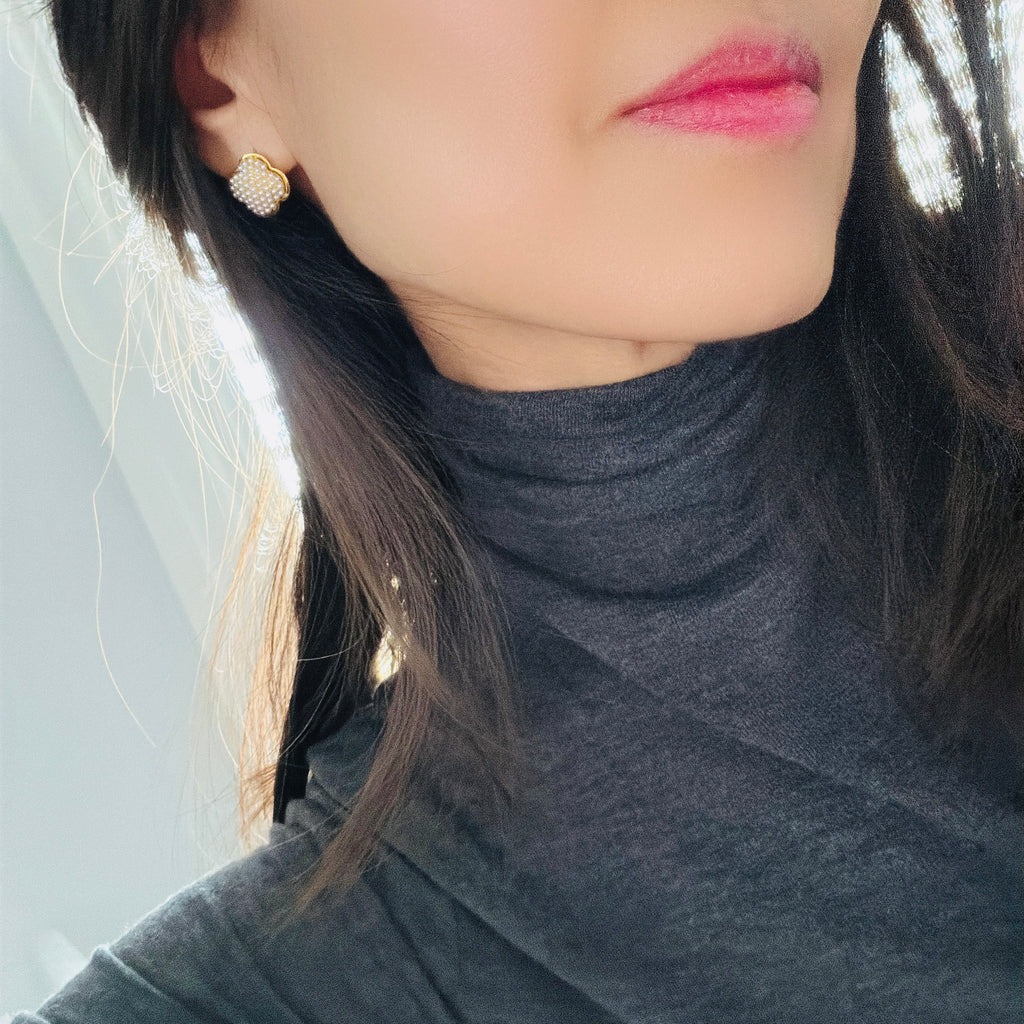 Clover Pearl Puff Earrings